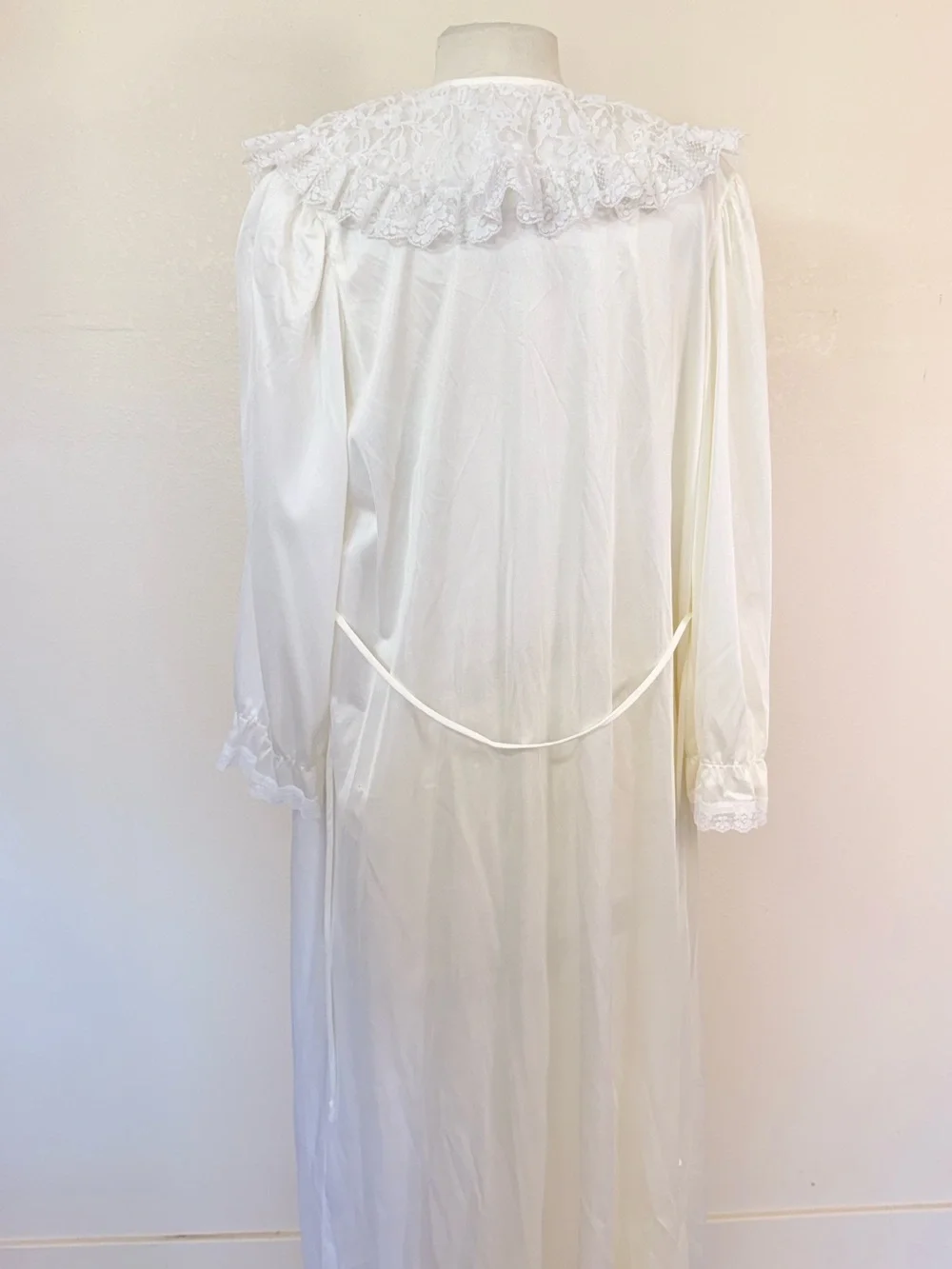 Vntg 70s Cottagecore Romantic Victorian Revival Angelcore Lace Maxi Dress Robe - Picture 6 of 6